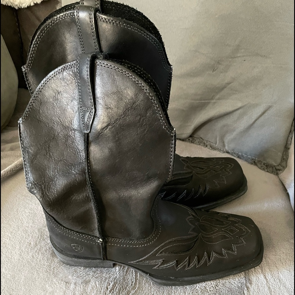 Ariat men’s boots